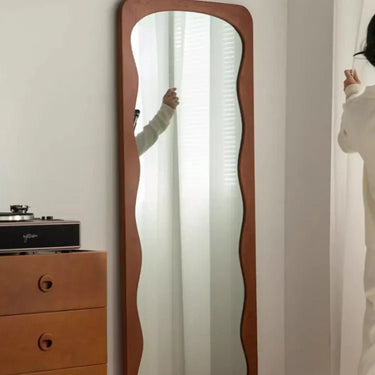 Elegant Boxwood Glass Mirror with Modern Curved Design - Enhance Your Space Today! fpmxm - 2788MUTUKISPACE