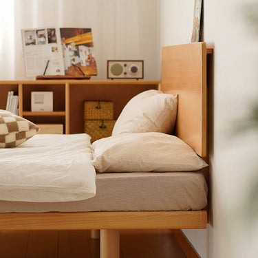 Sleek Beech Wood Bed Frame with Modern Metal Accents for a Stylish Bedroom fxgmz - 587MUTUKISPACE