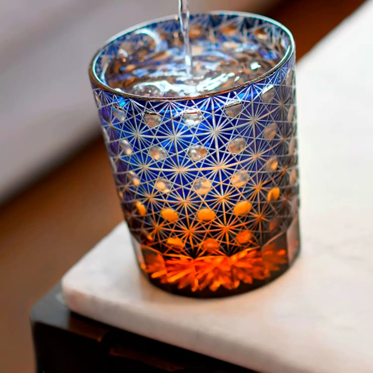 Daisy Lattice Whiskey Glass - Detail 4