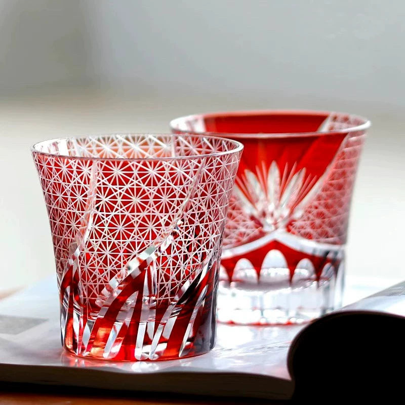 Petal Fan Whiskey Glass - Detail 2