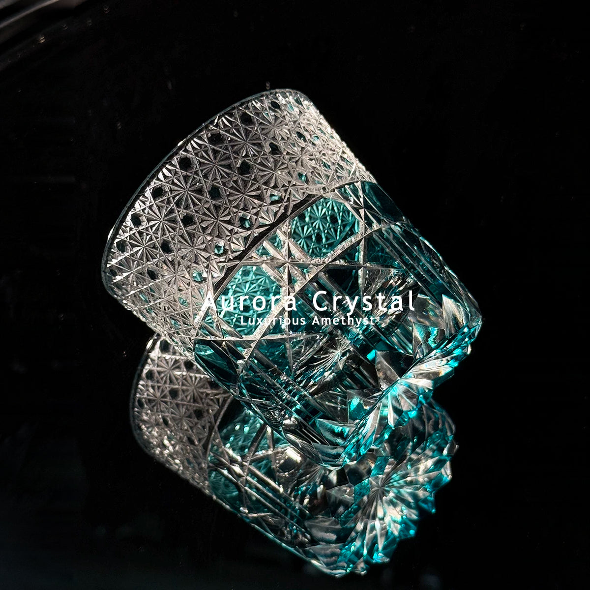 Reverie Lattice Whiskey Glass - Detail 3