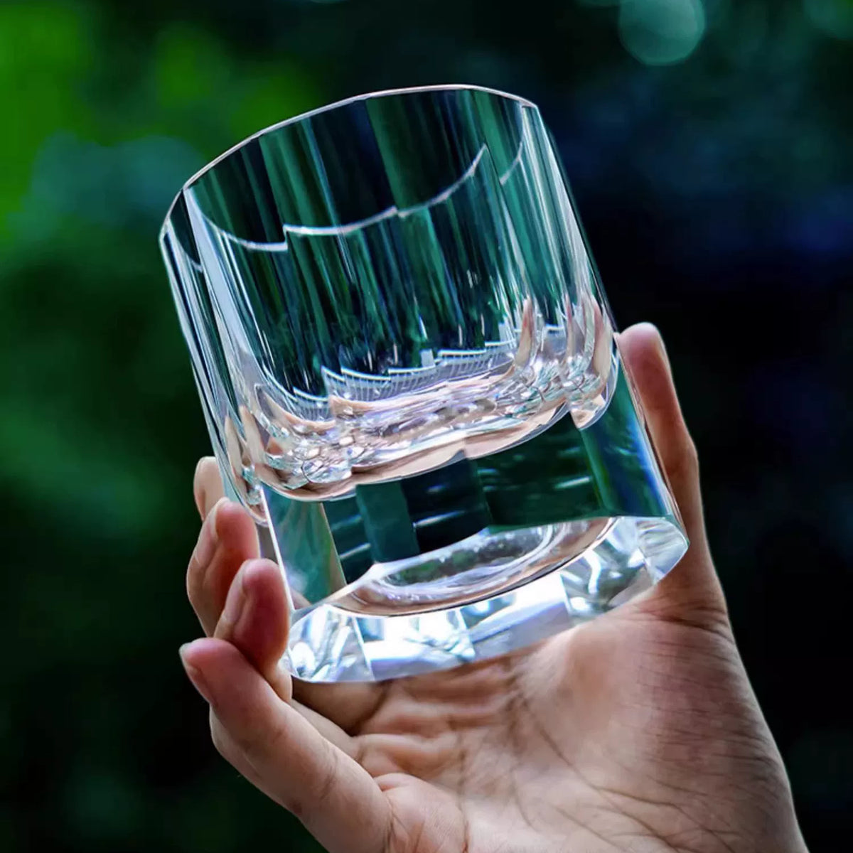 Pillar Fluted Whiskey Glass - Detail 3