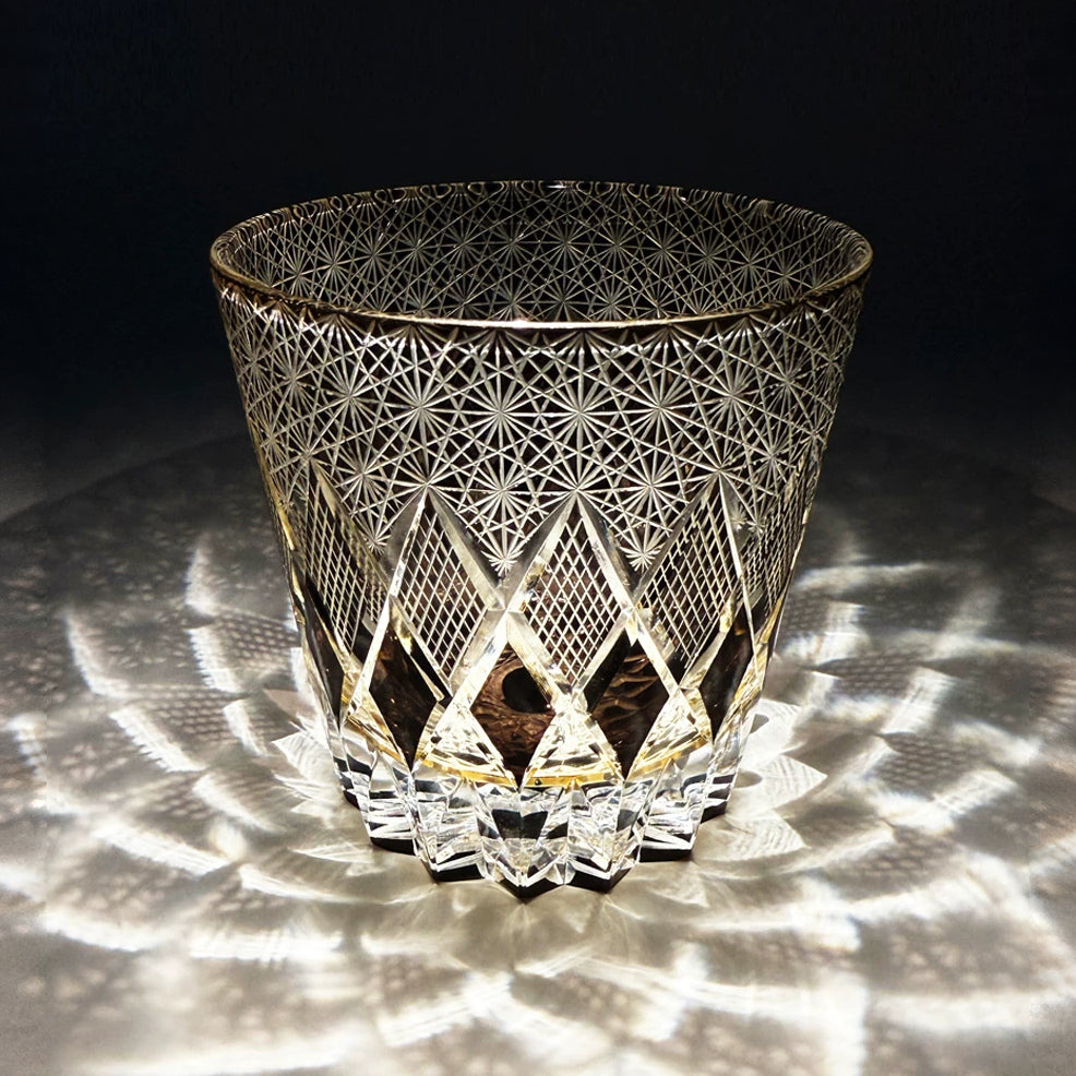 Shadow Diamond Whiskey Glass - Detail 1