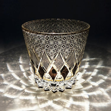 Shadow Diamond Whiskey Glass - Detail 1