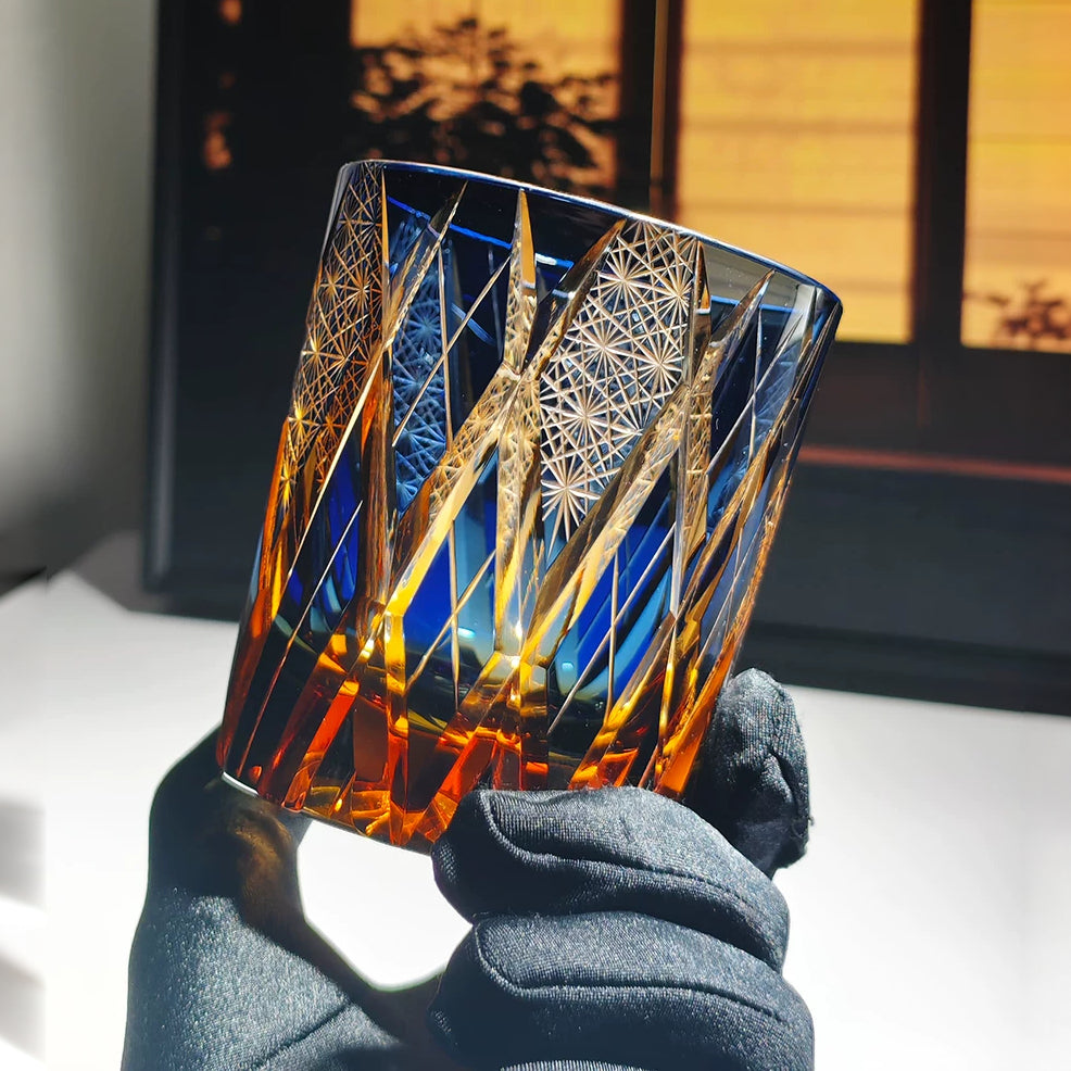 Thunder Geometric Whiskey Glass - Detail 3