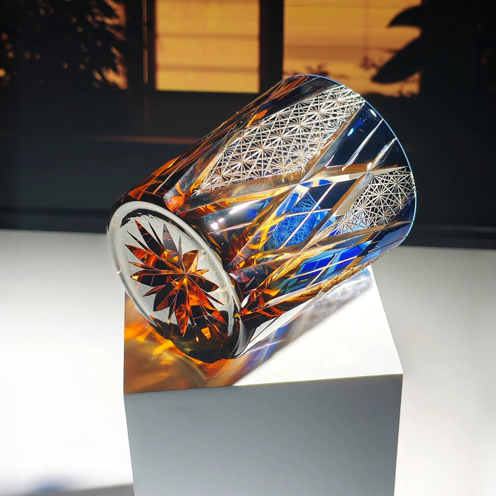 Thunder Geometric Whiskey Glass - Detail 4